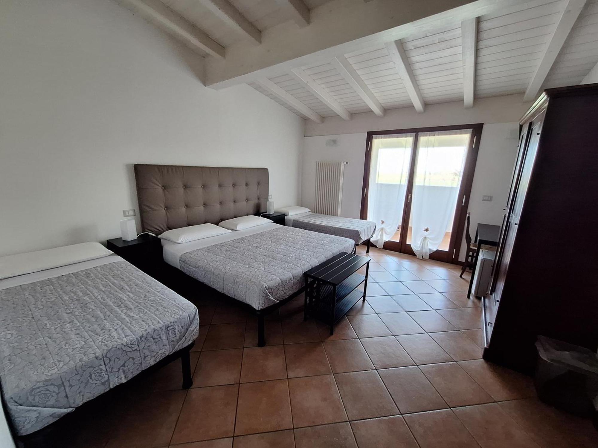 Bed & Breakfast Torrechiara Værelse billede
